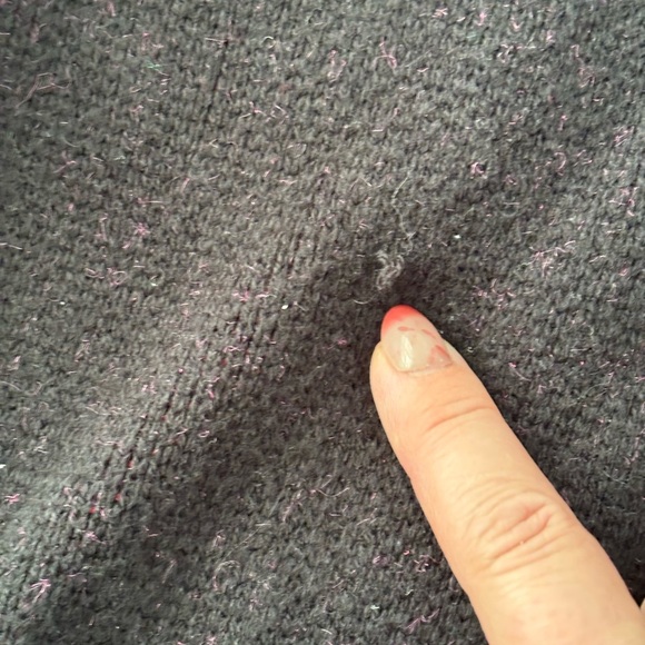 Juicy Couture Womens Crewneck Sweater Crowns Spellout Pink Red Black S Tiny Flaw - Picture 7 of 7